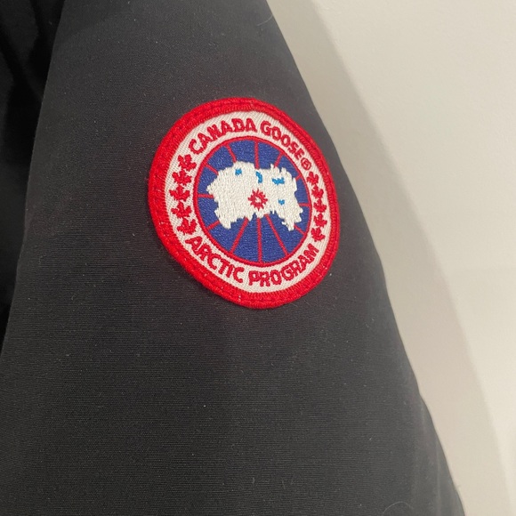 Canada Goose Gabriola Parka - Picture 5 of 16